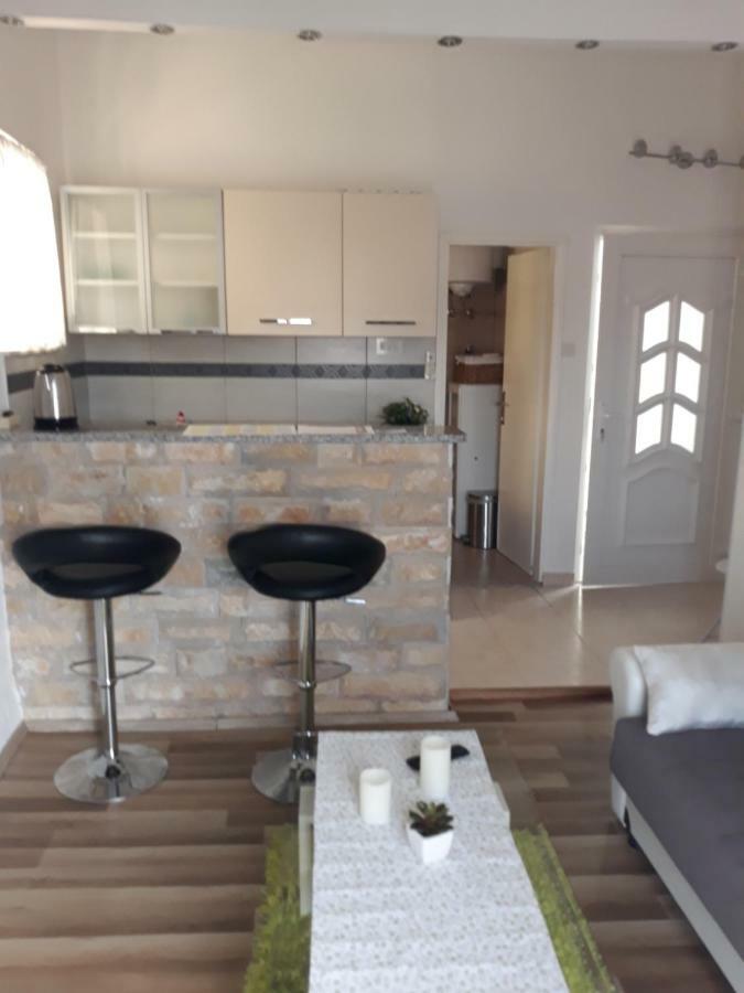 Apartment Lavanda Mali Losinj Exterior photo